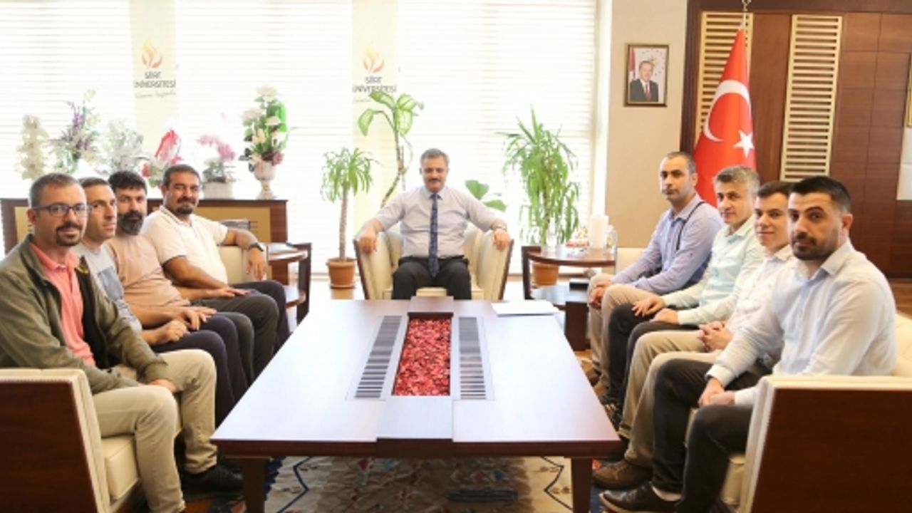 Siirt Üniversitesi Arama Kurtarma Takımı Rektör Şındak’ı Ziyaret Etti