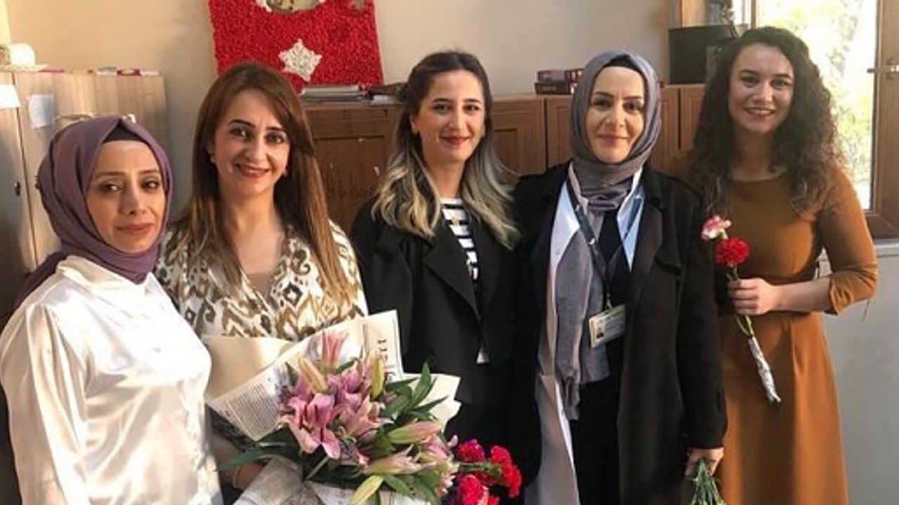 Özel Siirt İbni Sina Hastanesinden Öğretmenler Günü Kutlaması