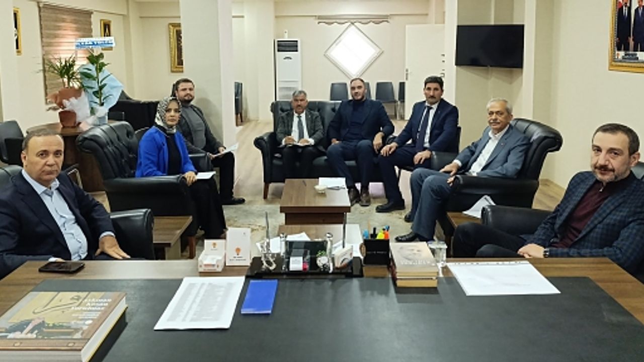 Osman Ören’den Kilis’te AK Parti Teşkilatıyla İstişare Toplantısı