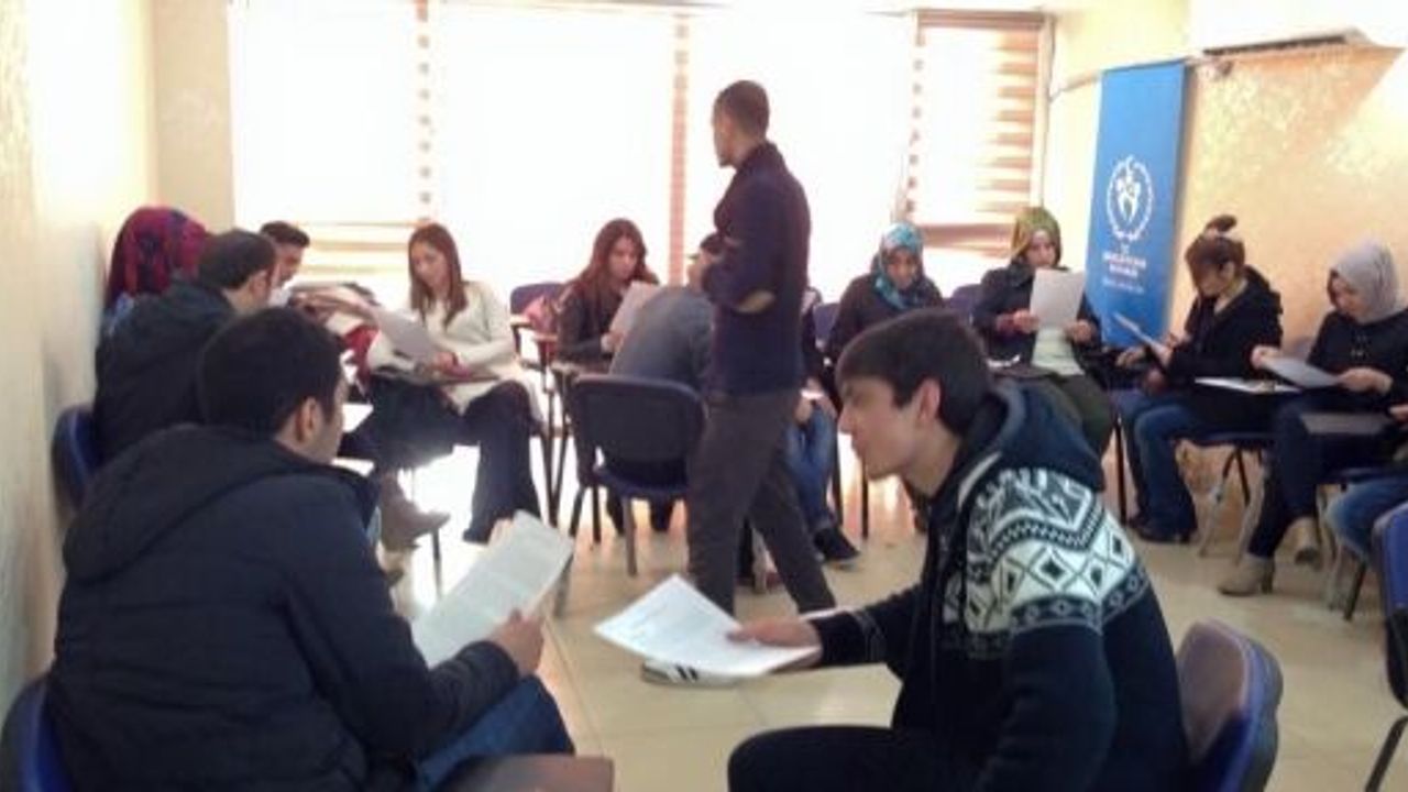 Siirt Gençlik Merkezinde‏ Müzakere ve Arabuluculuk Eğitimi Verildi