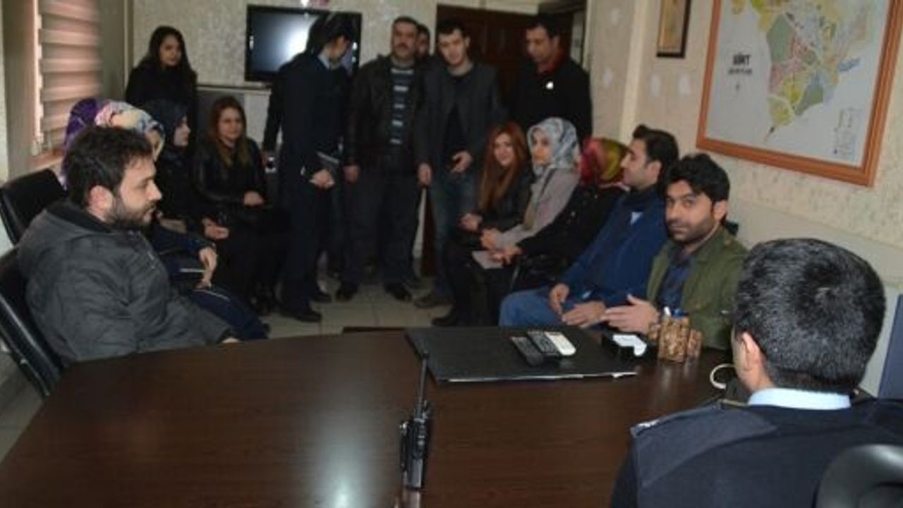 Siirtli Gençlerden Terörle Mücadele Eden Polislere Moral Ziyareti