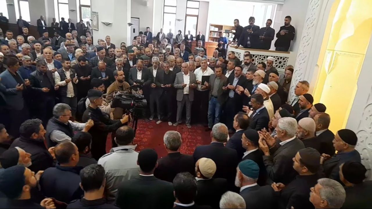 Esenyurt’taki Kan Davası, Şeyh Muiniddin Aydın’ın Girişimleriyle Barışla Sonuçlandı