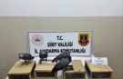 SİİRT’TE KAÇAK YABAN HAYVANI OPERASYONU: 8 JAKO PAPAĞAN ELE GEÇİRİLDİ