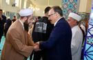 Vali Kızılkaya Bayram Namazı Sonrası Vatandaşlarla Bayramlaştı