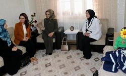 Vali Eşi Kızılkaya, Losemi Hastası Muhammed Efe’yi Yalnız Bırakmadı