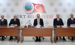 Vali Kızılkaya, Belediye Birim Müdürleri İle Haftalık Toplantısını Gerçekleştirdi