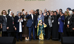 Emine Erdoğan, İstanbul’da Siirtli Kadınlarla Bir Araya Geldi