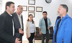 Siirt Belediye Eş Başkanları Esnafı Ziyaret Etti