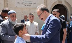 Vali Kızılkaya’dan Veysel Karani Beldesine Anneler Günü Ziyareti