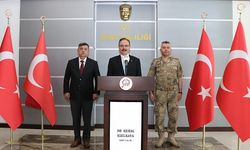 Vali Kızılkaya, Nisan Ayı Asayiş ve Güvenlik Bilgilendirme Toplantısı Gerçekleştirildi