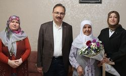 Vali Kızılkaya ve Eşi Nurten Kızılkaya, Şehit Ailelerini Anneler Gününde Yalnız Bırakmadı
