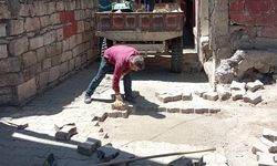 Siirt Belediyesi Fen İşleri Müdürlüğü'nden Şehir Genelinde Yol Bakım ve Onarım Çalışmaları