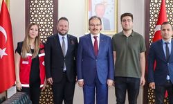 Vali Kızılkaya,Tıp Fakültesini Kazanan Sosyal ve Ekonomik Destek Hizmetinden Yararlanan Mehmet Mekin Ahı’yı Kabul Etti