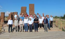 Siirt’te Emeklilere Ahlat Gezisi Düzenlendi