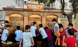 Siirt Şehit Polis Hayrettin Şişman Ortaokulunun Mutlu Günü... 