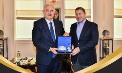 Eski Yargıtay Başkanı Mehmet Akarca Kamu Başdenetçisi Seçildi