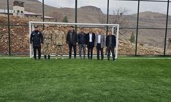 Eruh  Okçular (Tîrya) Köyüne Yapılan Halı Saha Tamamlandı