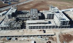 Siirt’te 400 Yataklı Modern Eğitim ve Araştırma Hastanesi Kazandırılıyor