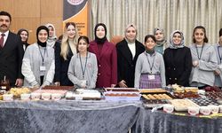 Vali Eşi Nurten Kızılkaya, İyilik Kermesine Katıldı