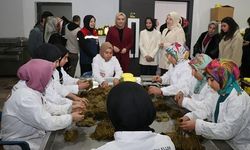 Vali Eşi Nurten Kızılkaya’dan Kadın Kooperatifine Ziyaret