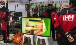 Siirt İHH Arama Kurtarma Ekibi, 6 Şubat Depreminin 2. Yılında Farkındalık Standı Kurdu