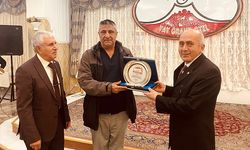 Siirt Üniversitesi Esnafını Dolandırıyor Başlıklı Haberiyle Turhan Koyuncu’ya Ödül