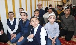 Deniz Feneri Derneği Siirt Şubesi Öğrencileri Giydirecek