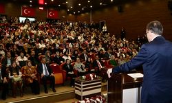 Vali Kızılkaya, “Aile ve Toplumun Mimarı: Kadın” Konferansına Katıldı