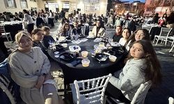 Siirt Şehit Polis Hayrettin Şişman Ortaokulu ve Ensar Camii’nden 350 Öğrenciye İftar Programı