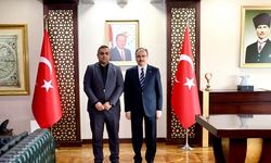 Vali Dr. Kemal Kızılkaya, İl Göç Müdürü Zafer Akın’ı Makamında Kabul Etti
