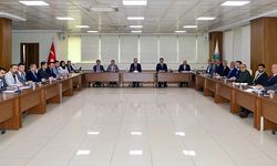 Siirt’te Belediye Hizmetleri Değerlendirildi: Vali Kızılkaya’dan Talimatlar