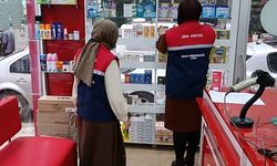 Siirt’te Gıda Kontrol Ekiplerinden Eczane Denetimi