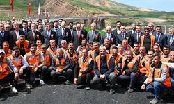 Bakan Uraloğlu, Siirt-Kurtalan Yolu ve Siirt Havaalanı Bağlantı Yolunun Açılışını Yaptı