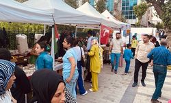 Siirt’te Gazze İçin Gönüller Seferber Oldu: Hayır Çarşısına Yoğun İlgi