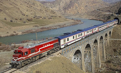 Kurtalan-Siirt Tren Yolu Projesi İhalesi Gerçekleştirildi