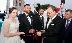 Siirt’te Nikâh Töreni Coşkusu: Vali Kızılkaya Yüzük Taktı, Mutluluğa Şahit Oldu