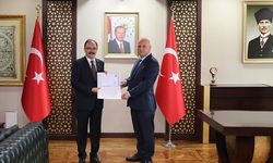 SİİRT MİLLİ EĞİTİM MÜDÜRÜ SALİH SADOĞLU’NDAN VALİ KIZILKAYA’YA VEDA ZİYARETİ