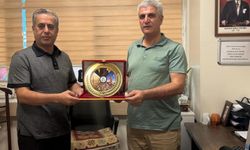 Şener Tanık’a Plaketli Tebrik Ziyareti