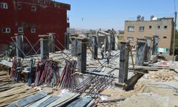 Depremzede Gazeteci Evini Kaybetti, Destek Bekliyor