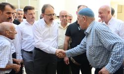 Vali Kızılkaya, Tillo Caddesi ve Cumhuriyet Meydanı’nda Esnaf ve Vatandaşlarla Buluştu