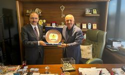 Vali Kızılkaya’dan Siirt Eğitim, Kültür ve Yardımlaşma Vakfı Diyarbakır Şubesine Ziyaret