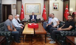 Vali Kızılkaya ve Tuğgeneral Özmen Şehit Ailesini Kabul Etti