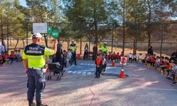 Trafik Dedektifleri Projesi ile Çocuklara Trafik Kuralları Öğretiliyor