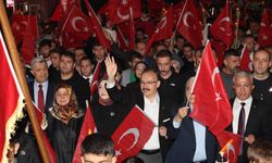 Siirt’te Cumhuriyetin 102. Yılı Fener Alayı Coşkuyla Kutlandı