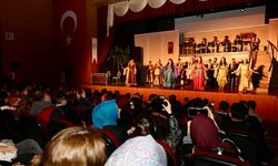 “Aşkın Sen Hali” Siirt’te Sanatseverlerle Buluştu