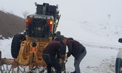 Siirt’te Grup Köy Yolu Kar Nedeniyle Kapandı