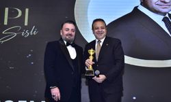 EGEMEN BAĞIŞ'A KÜRESEL İLETİŞİM VE DİPLOMASİ ÖDÜLÜ