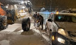 Kar ve Tipiye Rağmen Can Seferberliği: İl Özel İdaresi ve Karayolları Ekipleri Sahada