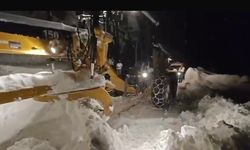 Şirvan’da Yolda Mahsur Kalan Aile Kurtarıldı, Yeni Doğan Bebek Hastaneye Ulaştırıldı