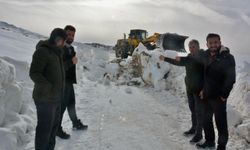 Siirt’te Tipiden Kapanan Köy Yolları Ulaşıma Açıldı